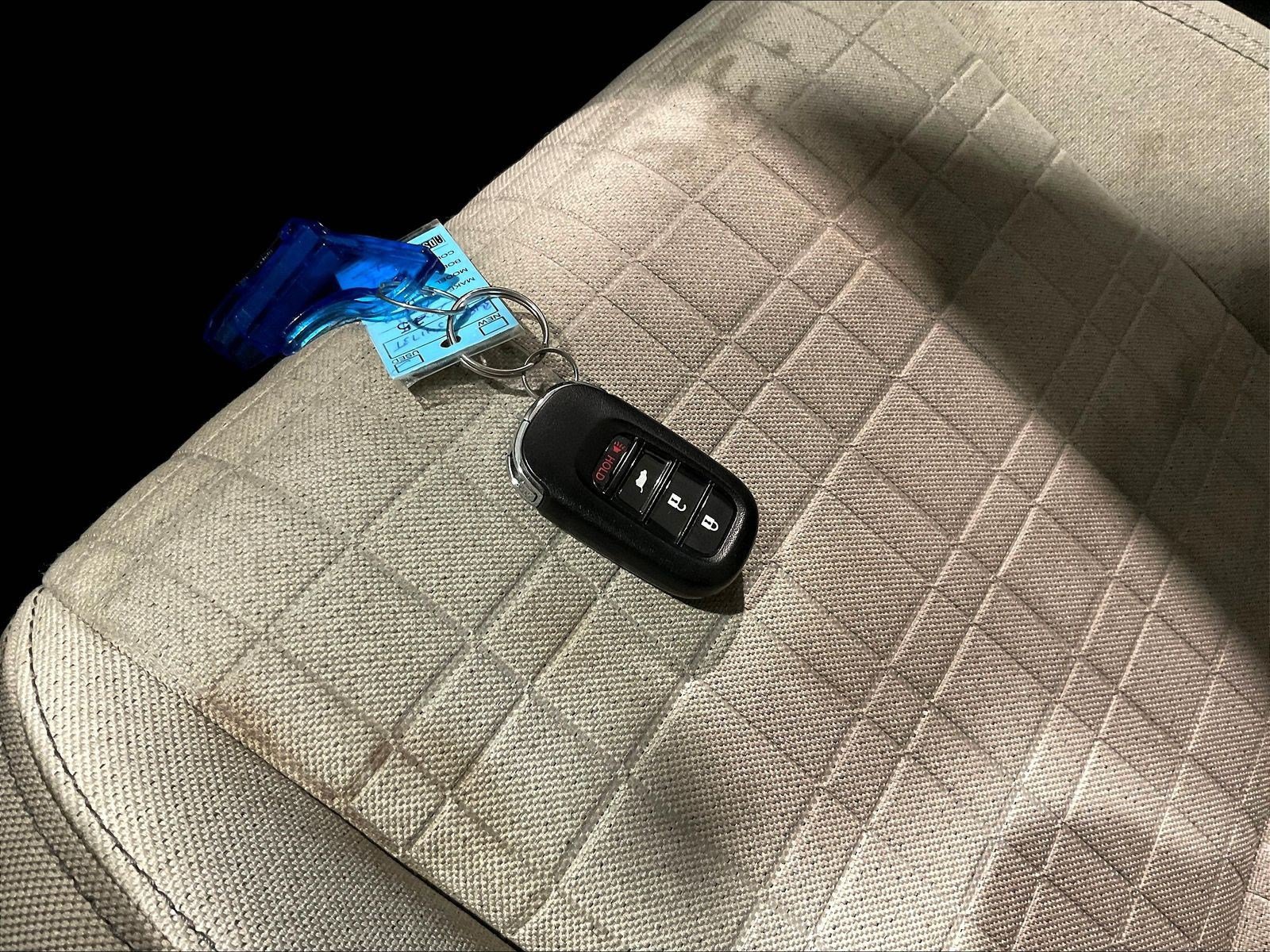 Used 2025 Honda HR-V LX image 34
