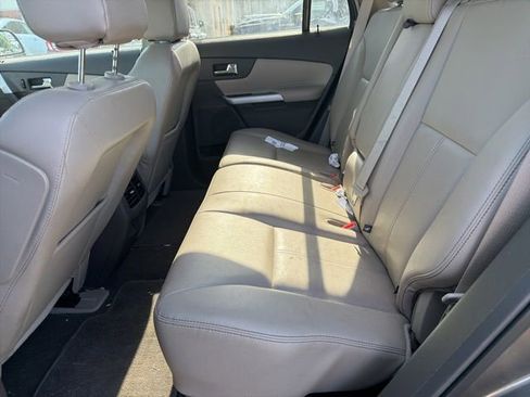Used 2014 Ford Edge SEL w/ Equipment Group 205A FWD image 15