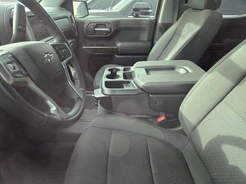 Certified 2022 Chevrolet Silverado 1500 RST image 4