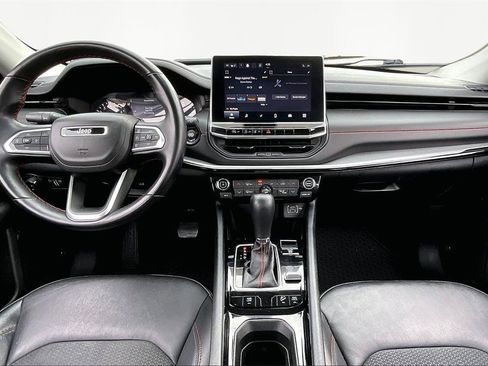 Used 2022 Jeep Compass Trailhawk w/ Trailhawk Convenience Group image 16