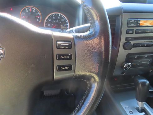 Used 2012 Nissan Titan SV w/ SV Premium Utility Pkg image 21