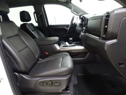 Used 2023 Chevrolet Silverado 1500 LTZ AWD/4WD image 49