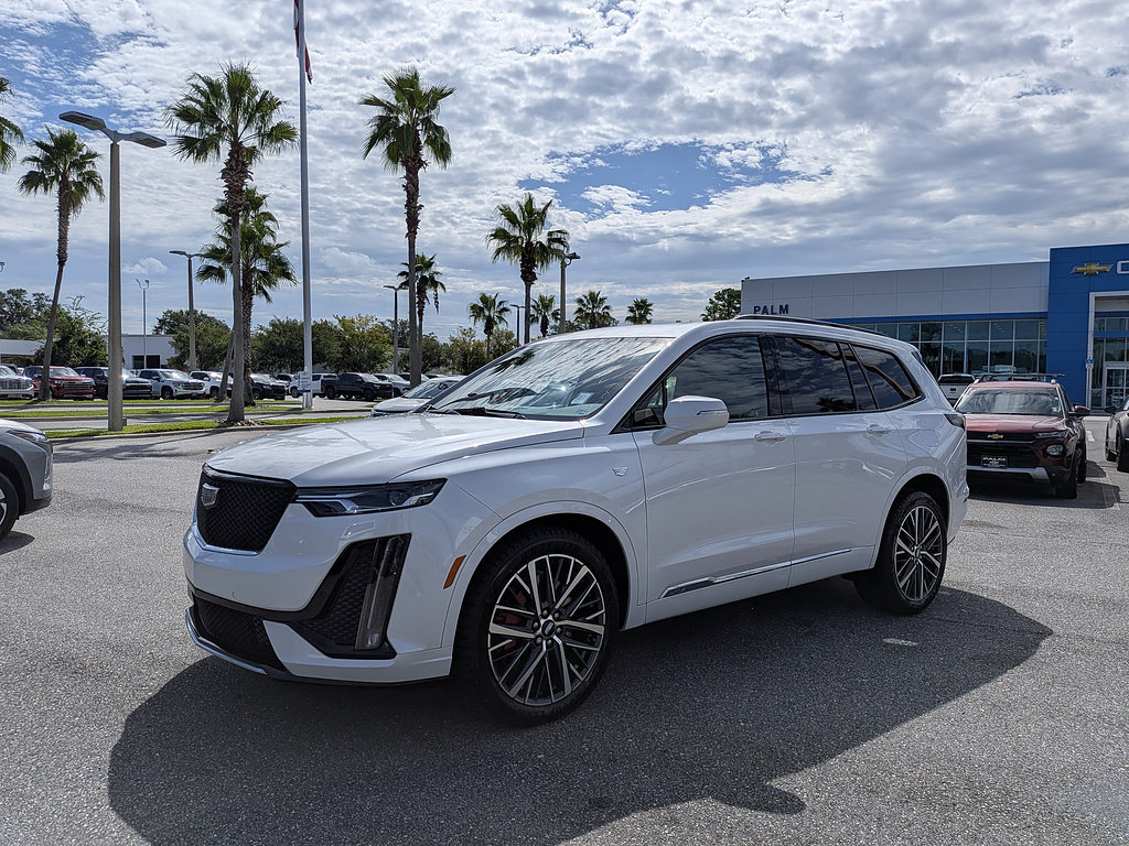 Certified 2024 Cadillac XT6 Sport AWD/4WD image 7