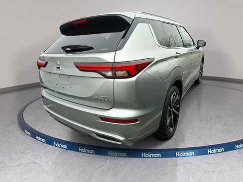 Used 2023 Mitsubishi Outlander SEL image 5