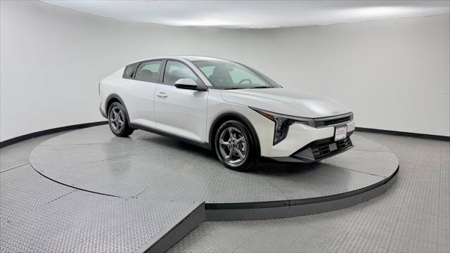 Used 2025 Kia K4 FWD image 11
