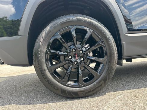 New 2026 GMC Terrain Elevation w/ Elevation Premium Package FWD image 18