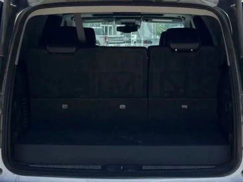 Used 2019 Chevrolet Tahoe Premier image 18