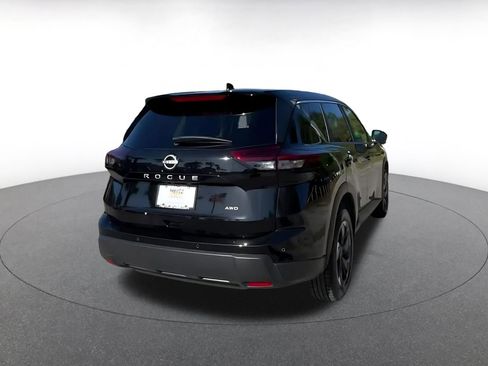 Used 2025 Nissan Rogue SV image 15