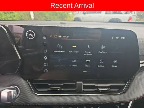 Used 2025 Chevrolet Equinox RS AWD/4WD image 10