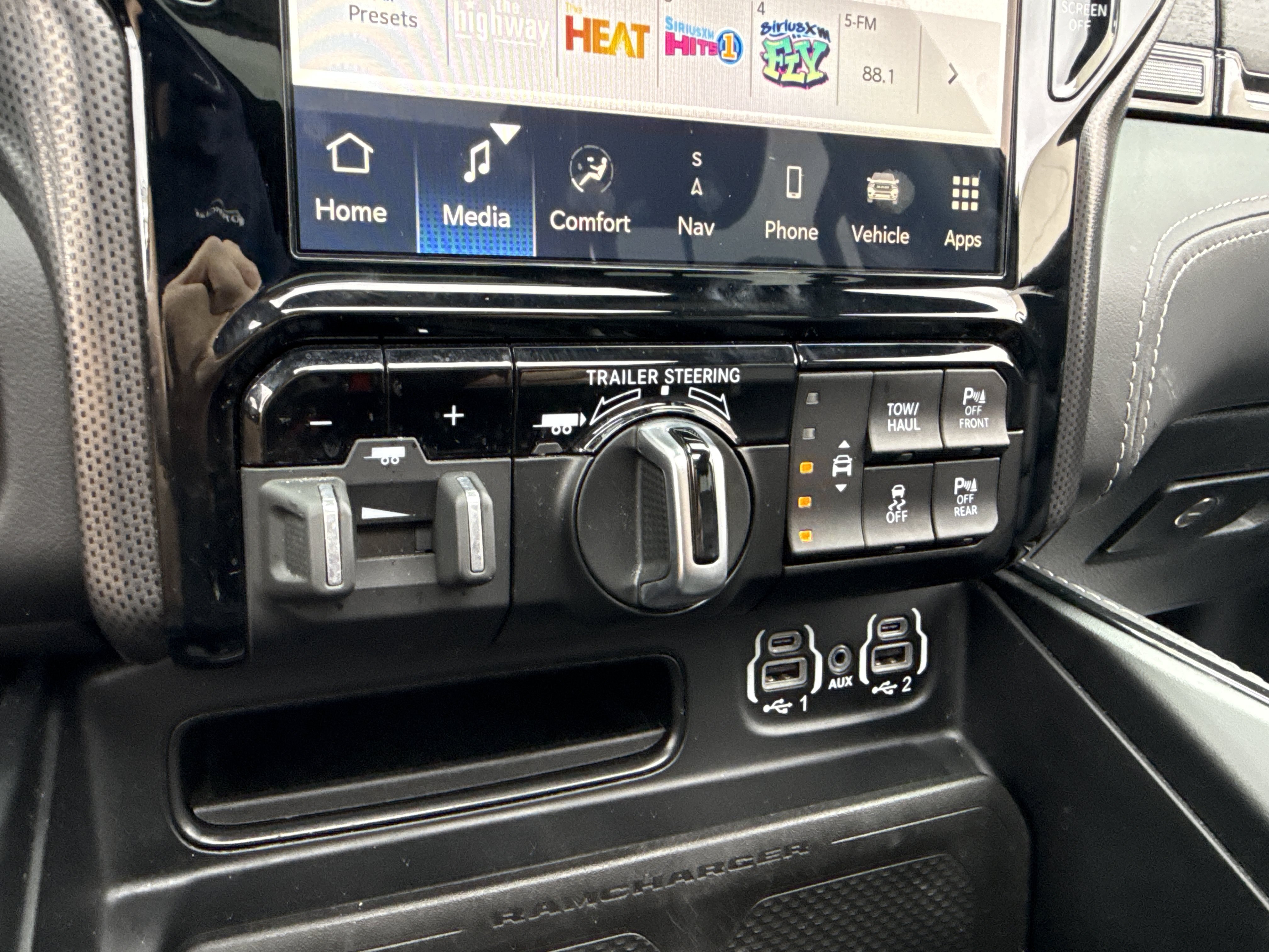 Used 2023 RAM 1500 Limited AWD/4WD image 27
