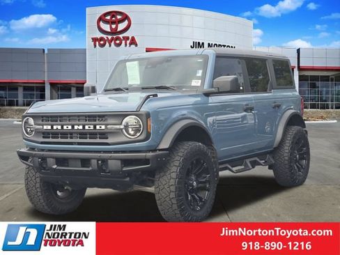 Used 2022 Ford Bronco Black Diamond AWD/4WD image 3