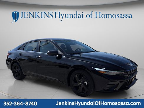 New 2026 Hyundai Elantra SEL Sport image 6