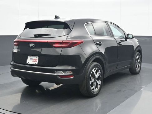 Used 2020 Kia Sportage LX image 6