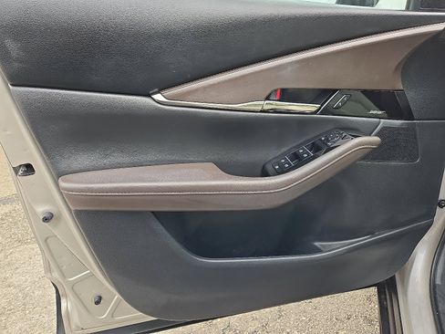 Used 2023 MAZDA CX-30 2.5 Turbo w/ Premium Package image 12