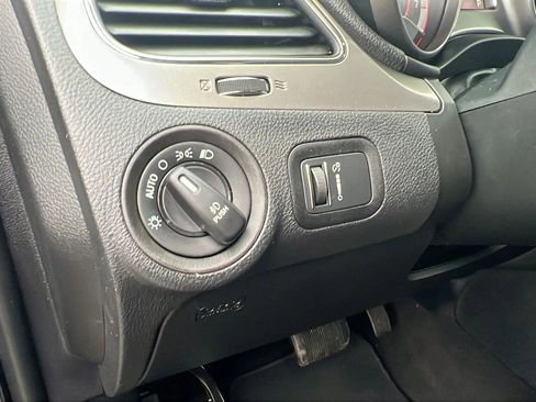 Used 2018 Dodge Journey Crossroad image 25