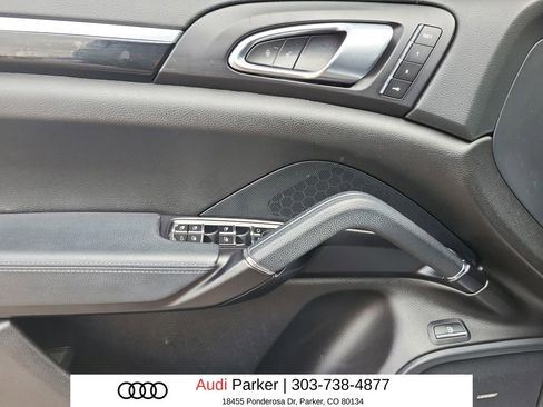 Used 2018 Porsche Cayenne S AWD/4WD image 6