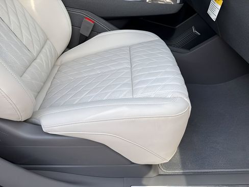 New 2025 Cadillac Escalade IQ Sport 1 w/ LPO, ONYX Package image 13