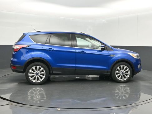 Used 2017 Ford Escape Titanium w/ Equipment Group 301A FWD image 5