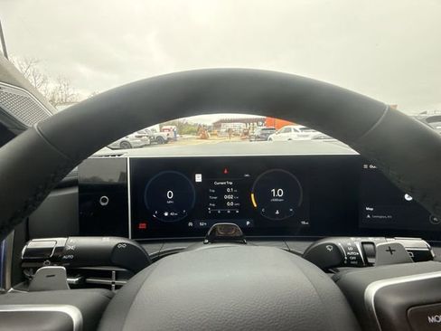 New 2025 Hyundai Santa Fe Limited AWD/4WD image 15
