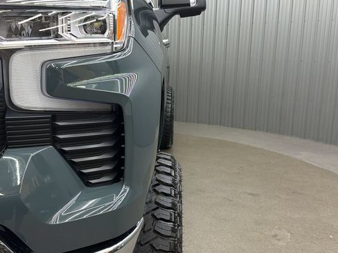 Used 2026 Chevrolet Silverado 1500 LTZ w/ LTZ Premium Package AWD/4WD image 13
