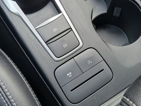 Used 2021 Ford Escape SEL w/ Technology Package FWD image 29