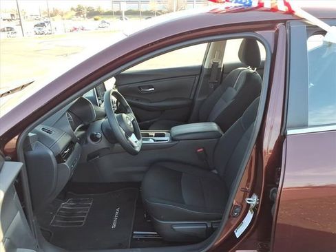 Certified 2025 Nissan Sentra SV w/ Trunk Package image 21