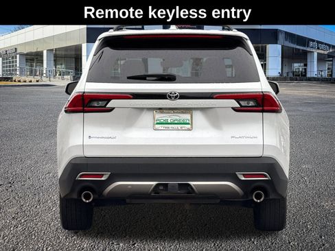 Used 2024 Toyota Grand Highlander MAX Platinum image 4