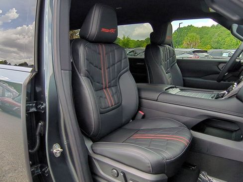 New 2025 Nissan Armada PRO-4X AWD/4WD image 42