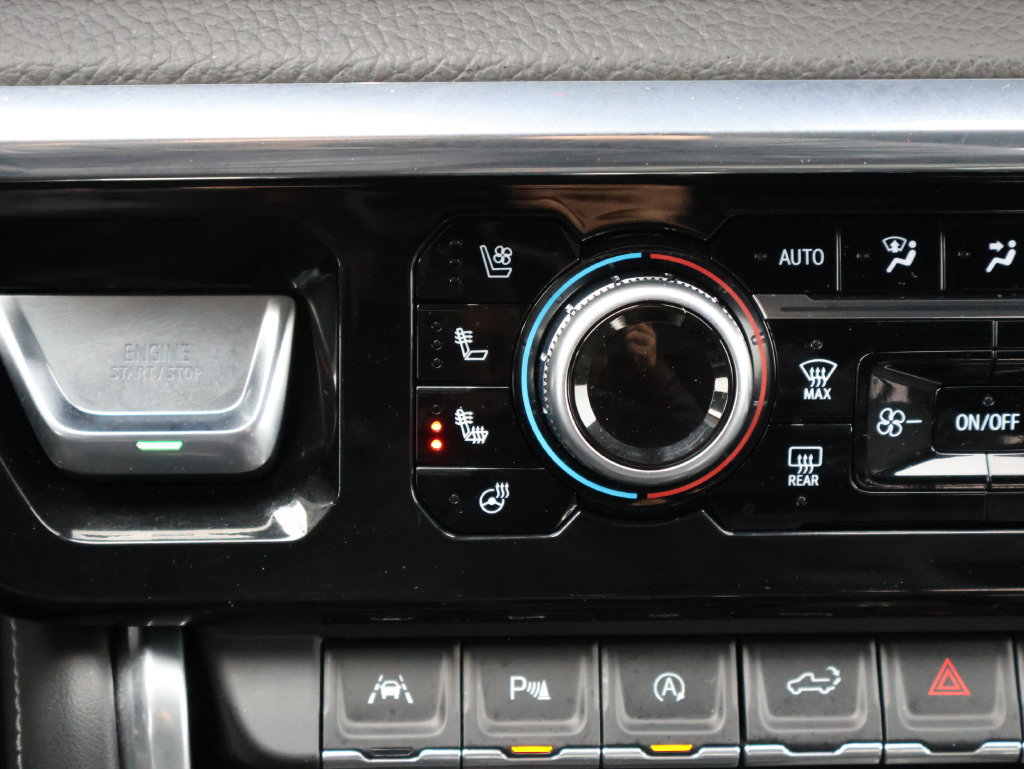 Used 2024 GMC Sierra 1500 Denali AWD/4WD image 27