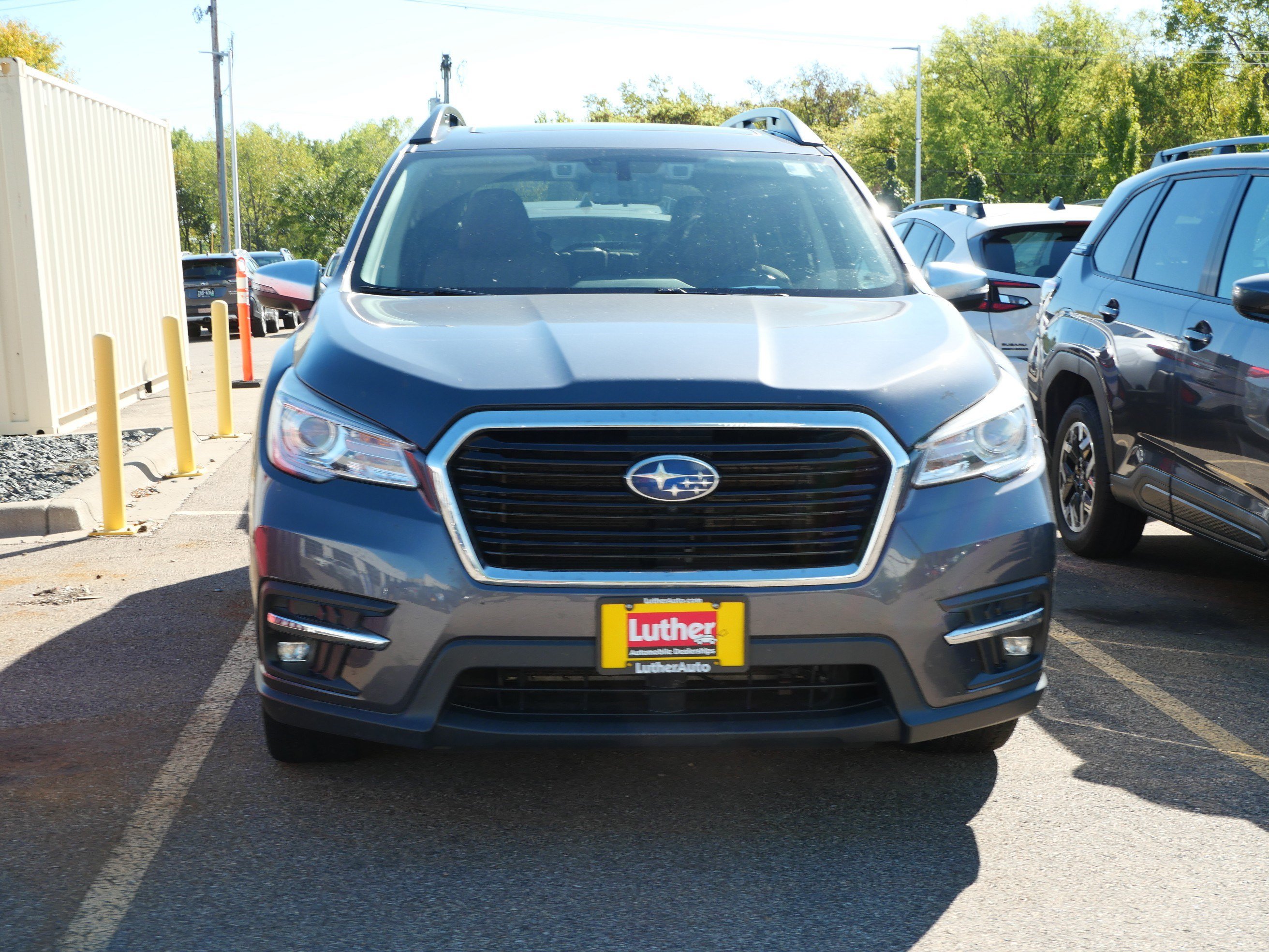 Used 2022 Subaru Ascent Touring AWD/4WD image 2