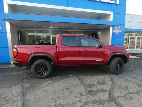 New 2026 GMC Canyon Elevation w/ Convenience Package AWD/4WD image 2