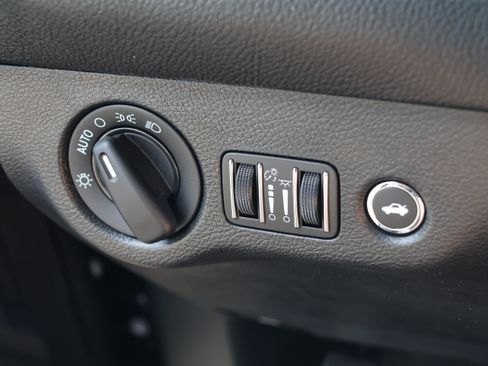 Used 2019 Dodge Challenger SRT Hellcat Redeye RWD image 14