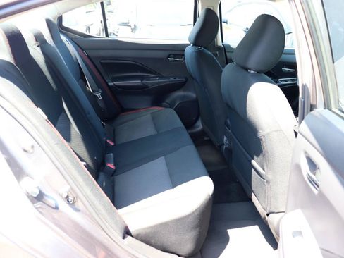 Used 2024 Nissan Versa SR FWD image 13