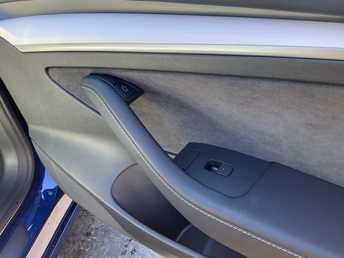 Used 2023 Tesla Model 3 Standard Range image 72