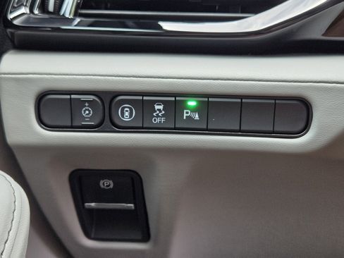 Certified 2026 Acura MDX w/ Technology Package image 22