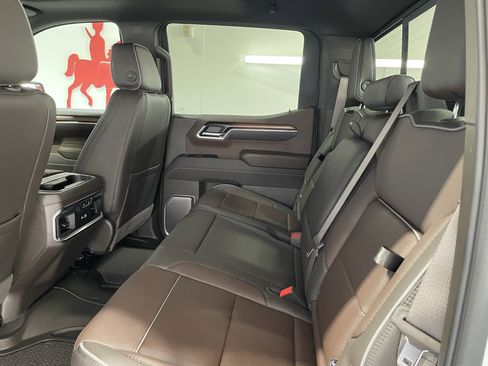 New 2026 GMC Sierra 1500 Denali w/ Denali Reserve Package image 8