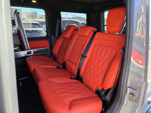 Used 2025 Mercedes-Benz G 63 AMG 4MATIC image 9