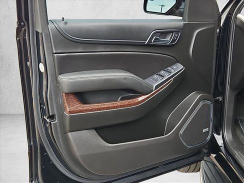 Used 2018 GMC Yukon SLE w/ HD Trailering Package AWD/4WD image 11
