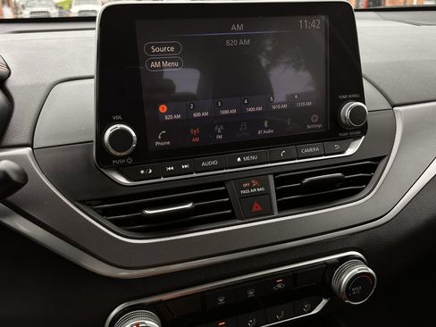 Used 2024 Nissan Altima 2.5 SR image 20