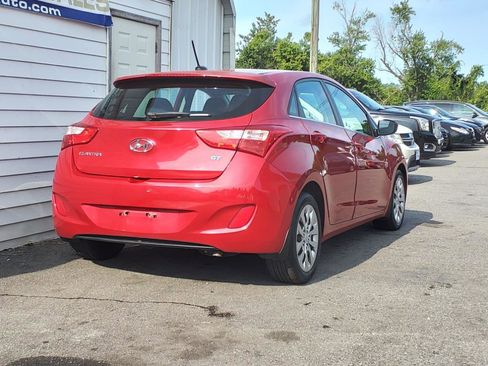 Used 2016 Hyundai Elantra GT image 3