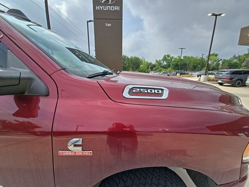 Used 2020 RAM 2500 Big Horn w/ Level 1 Equipment Group AWD/4WD image 4