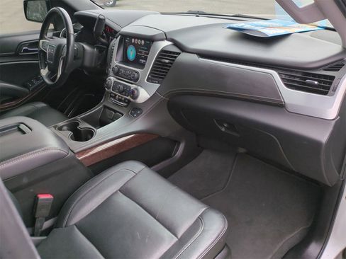 Certified 2020 GMC Yukon XL SLT image 31