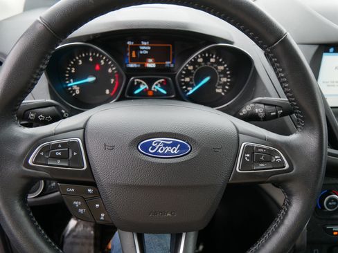 Used 2019 Ford Escape SEL AWD/4WD image 25