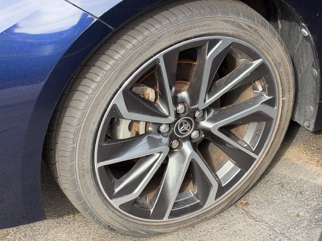 Used 2020 Toyota Corolla SE FWD image 9