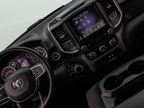 Used 2022 RAM 1500 Big Horn AWD/4WD image 19