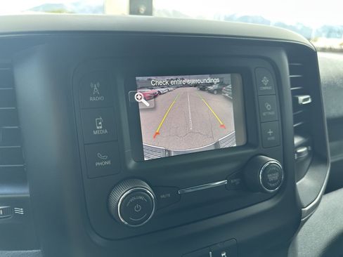 Used 2024 RAM 3500 Tradesman w/ Chrome Appearance Group image 28