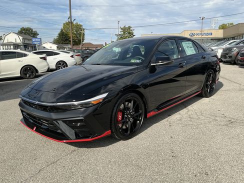 New 2025 Hyundai Elantra N image 8