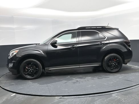 Used 2017 Chevrolet Equinox LT image 3