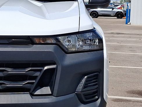 Used 2023 Chevrolet Colorado W/T RWD image 27