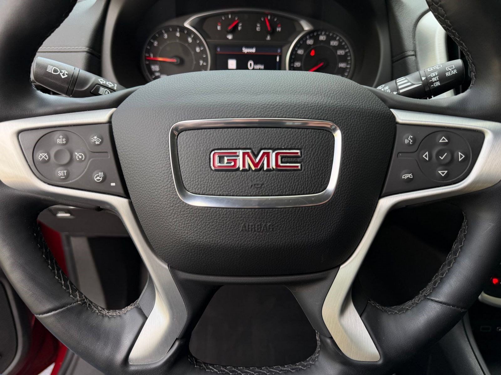 Used 2024 GMC Terrain SLT w/ Infotainment Package II AWD/4WD image 11